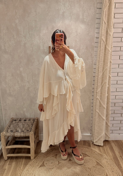 Vestido Fluido com Folhos