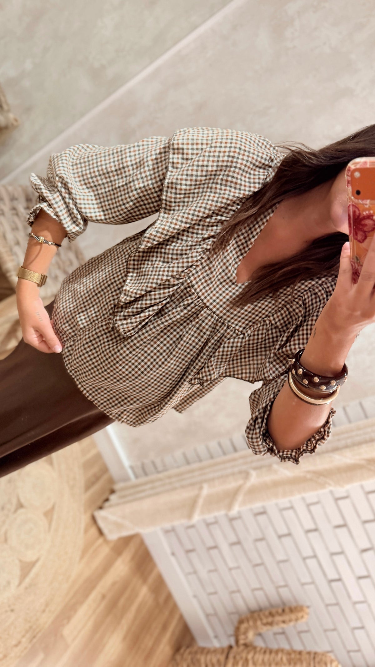 Blusa aos Quadrados com Folhos