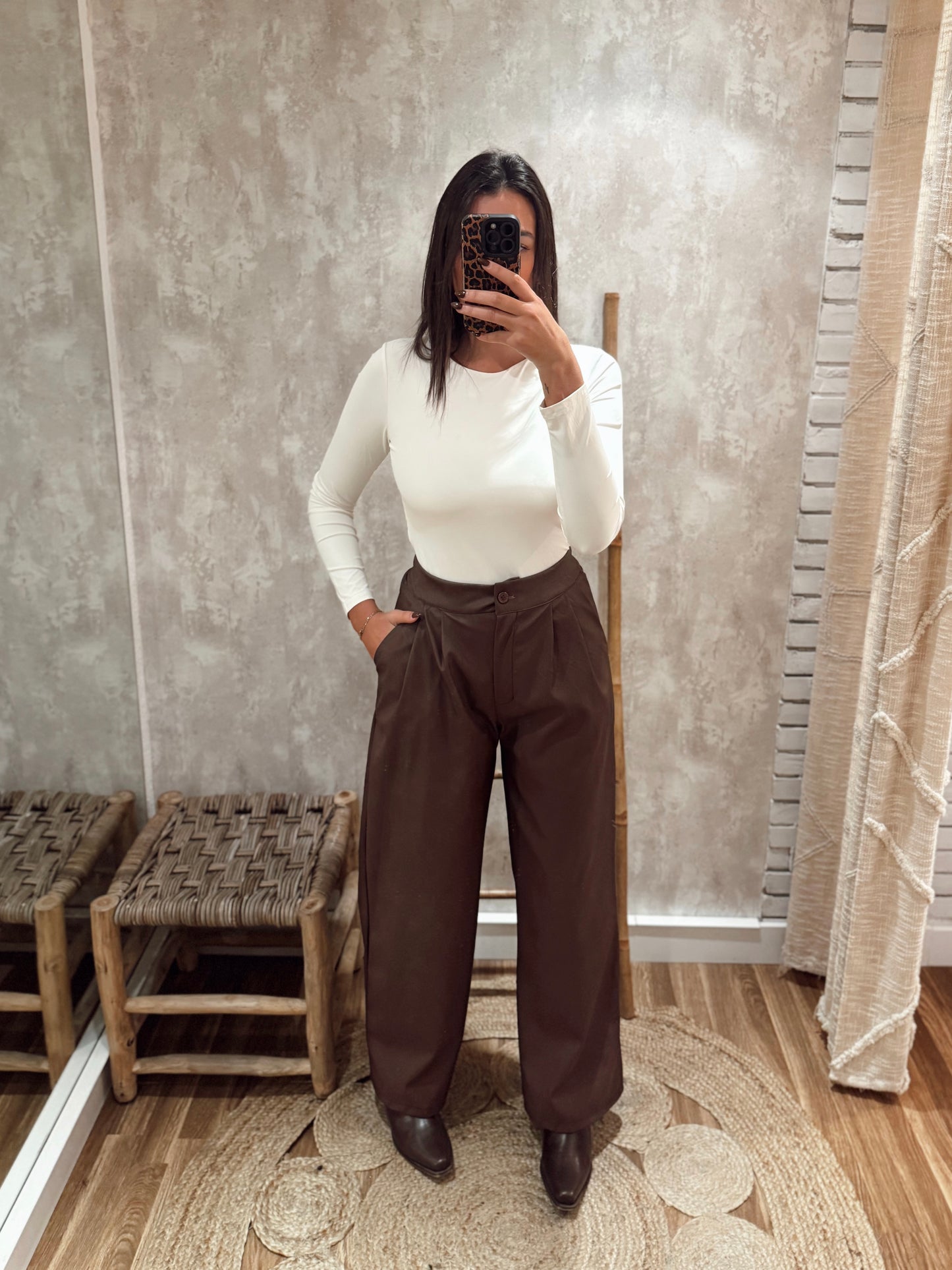 Calças de corte reto em Napa