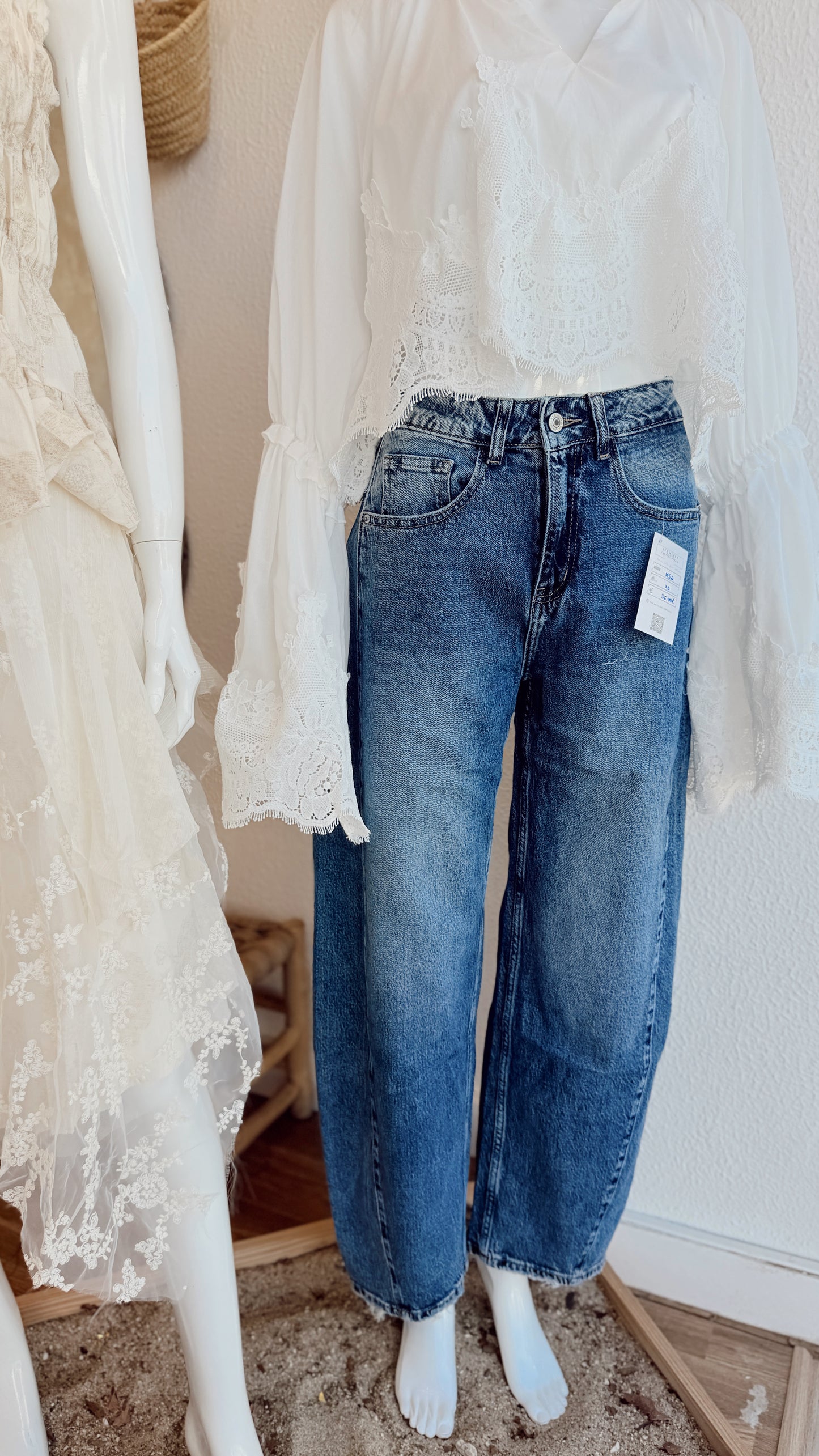Jeans de Cintura Subida com Corte Balloon Suave