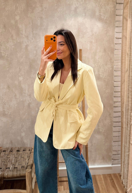 Blazer em Napa amarelo