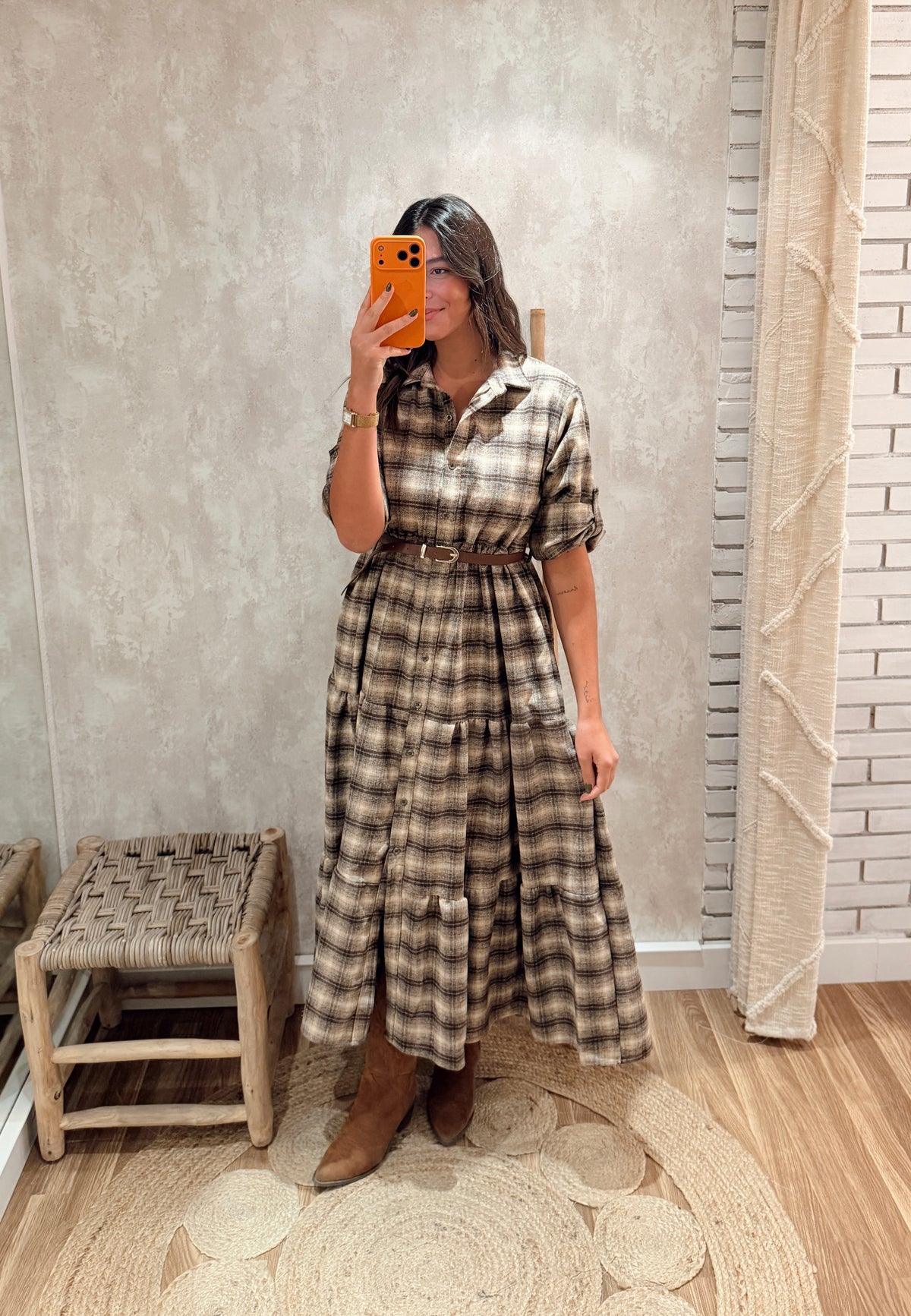 Vestido Camiseiro com Folhos