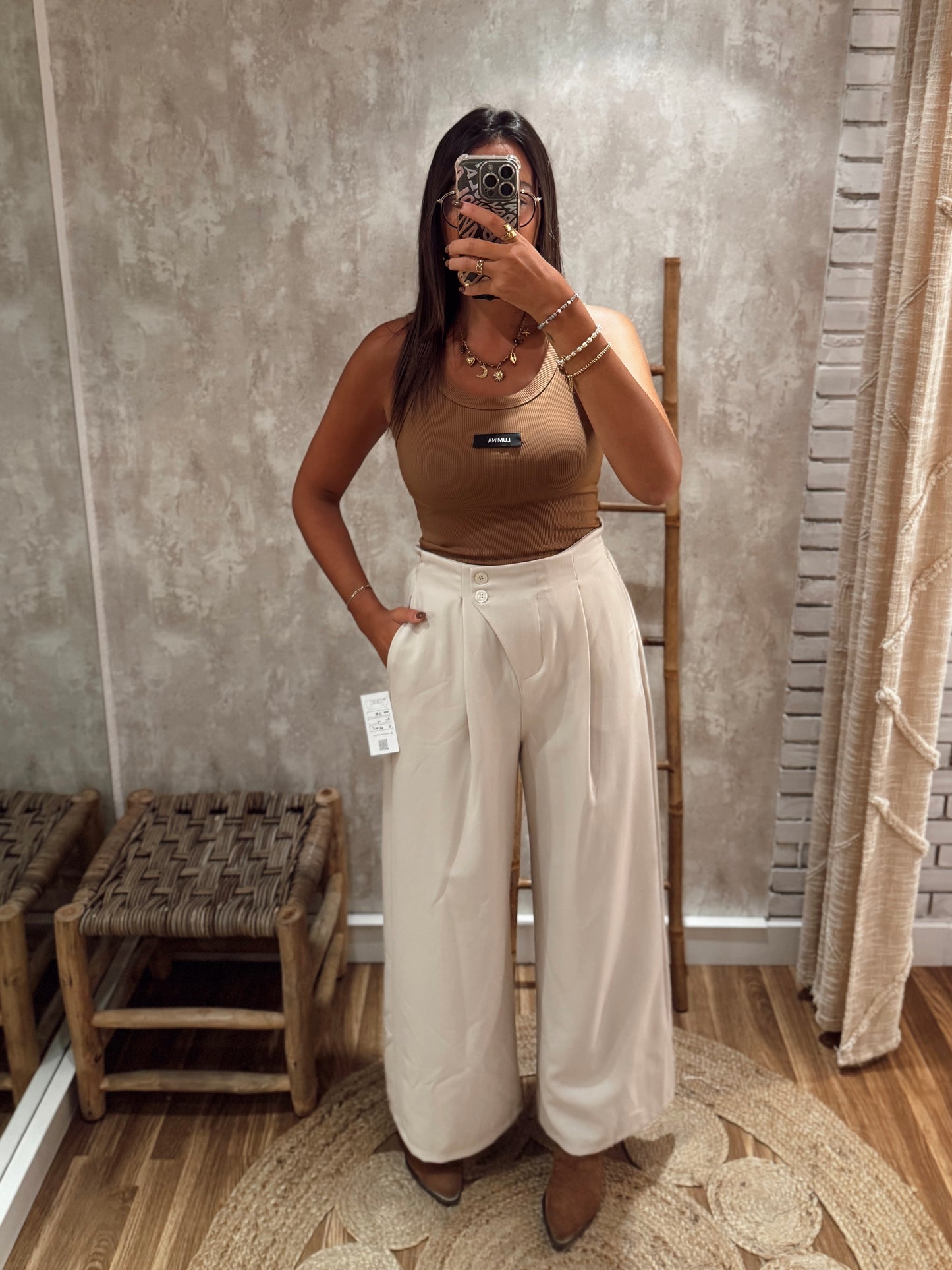 Pantalones fluidos de cintura alta