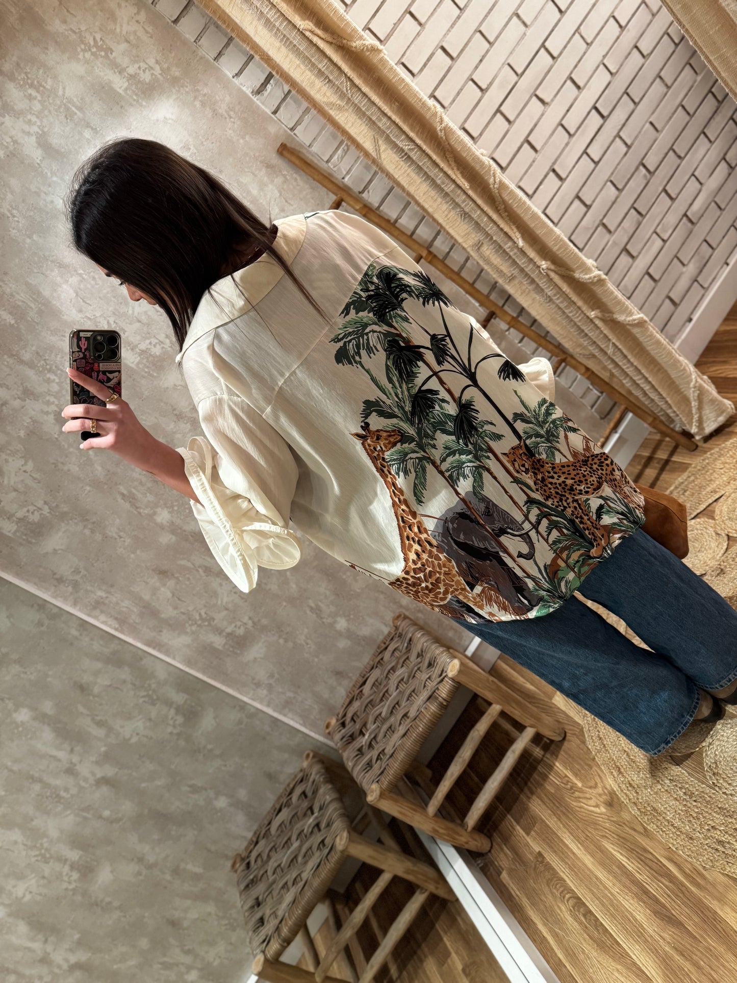 Camisa con estampado safari