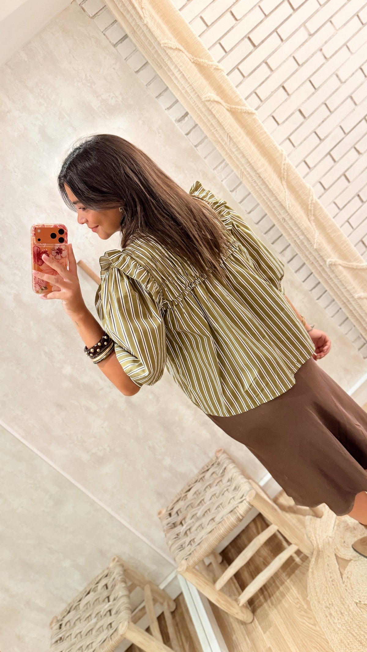 Blusa Listada com Folhos