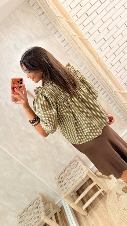 Blusa Listada com Folhos