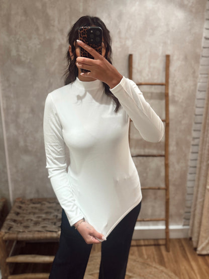 Camisola básica cardada com /pêlo interior e gola