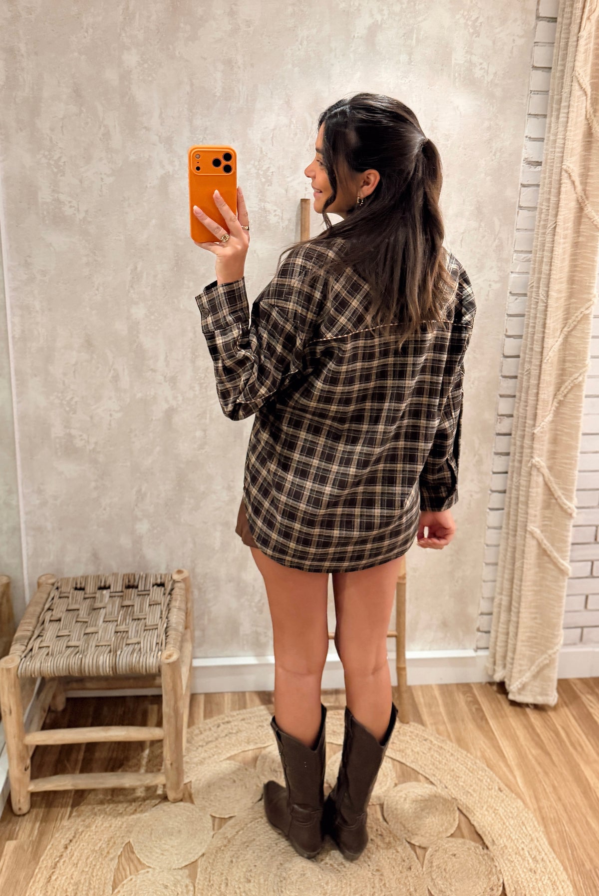 Camisa Xadrez Oversize com Aplicações