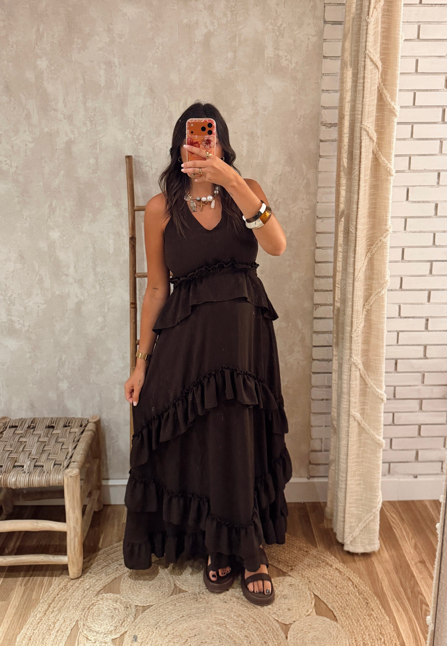 Vestido Longo com Folhos