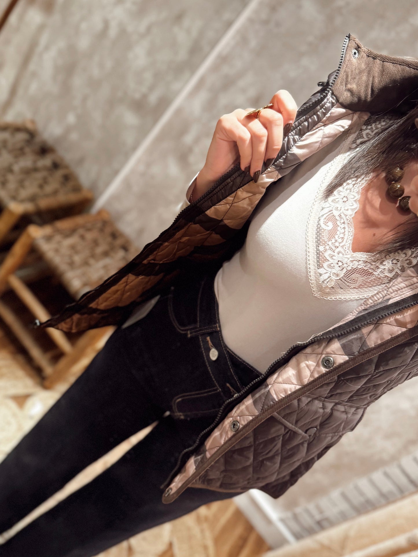 Colete acolchoado em tecido impermeável-Castanho