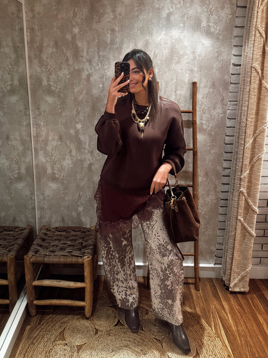 Sweatshirt c/ parte inferior acetinada e renda - Lumina