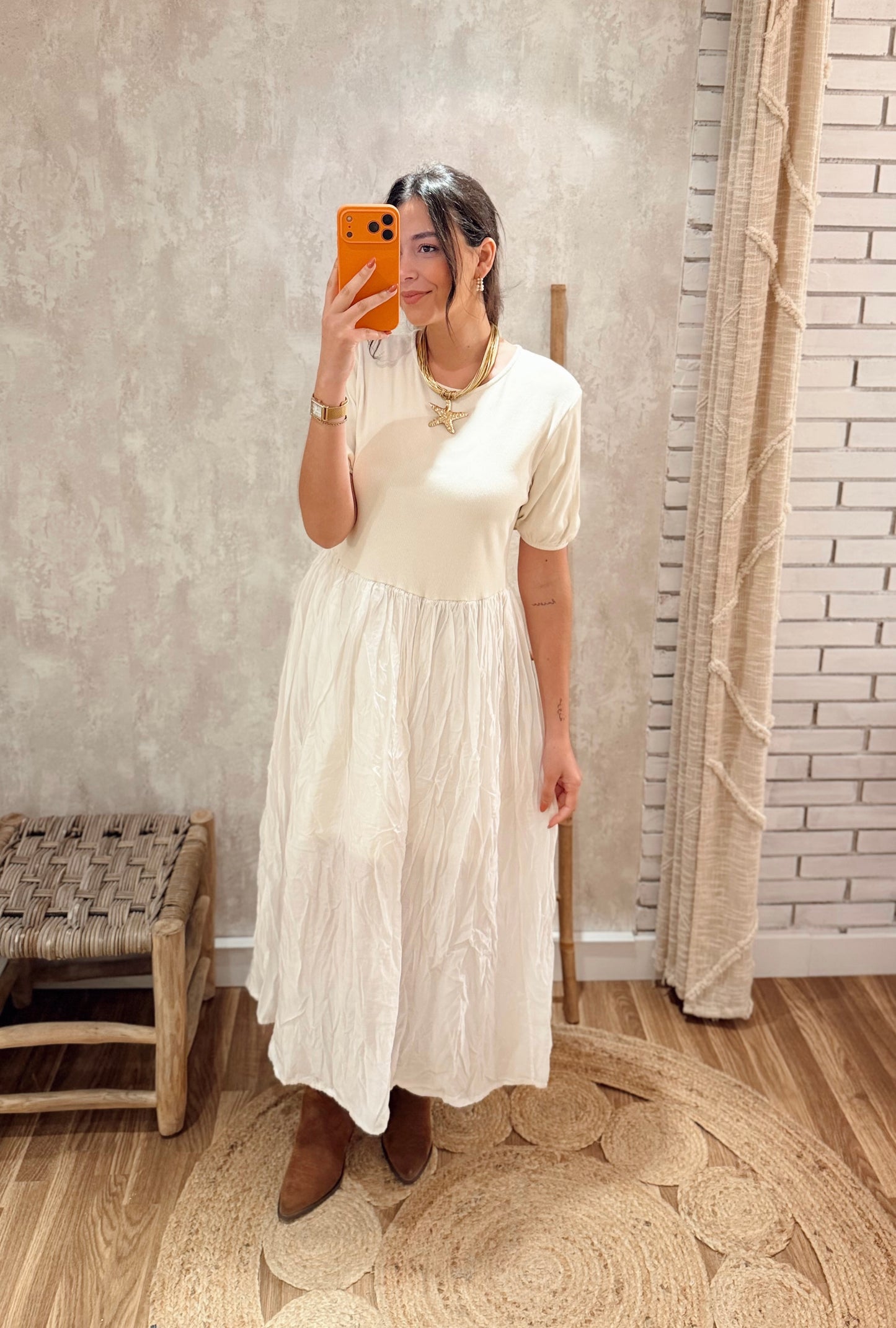 Vestido midi com parte de cima em t-shirt canelada