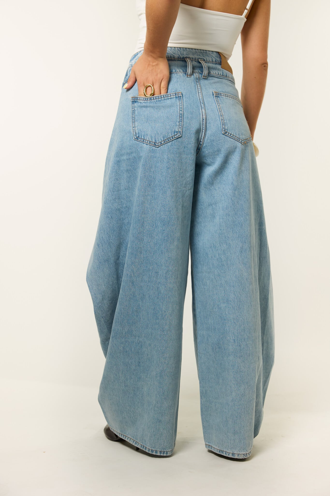 Jeans c/ efeito de sobreposição - Mochy