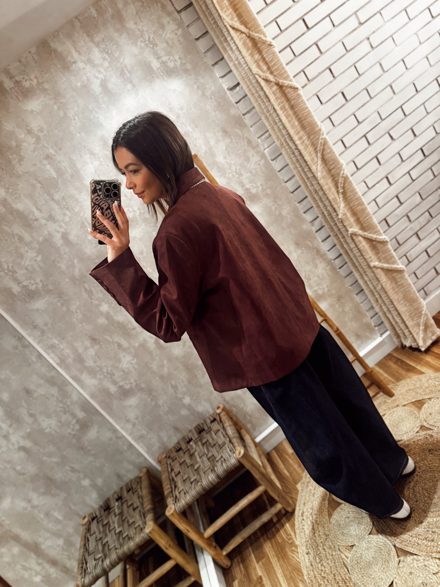 Blazer oversized em pele de pêssego- Bordô
