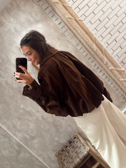 Casaco em Tecido Gabardine c/detalhe abaloado-Mochy