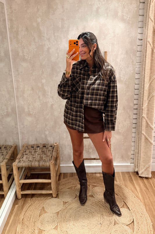 Camisa Xadrez Oversize com Aplicações
