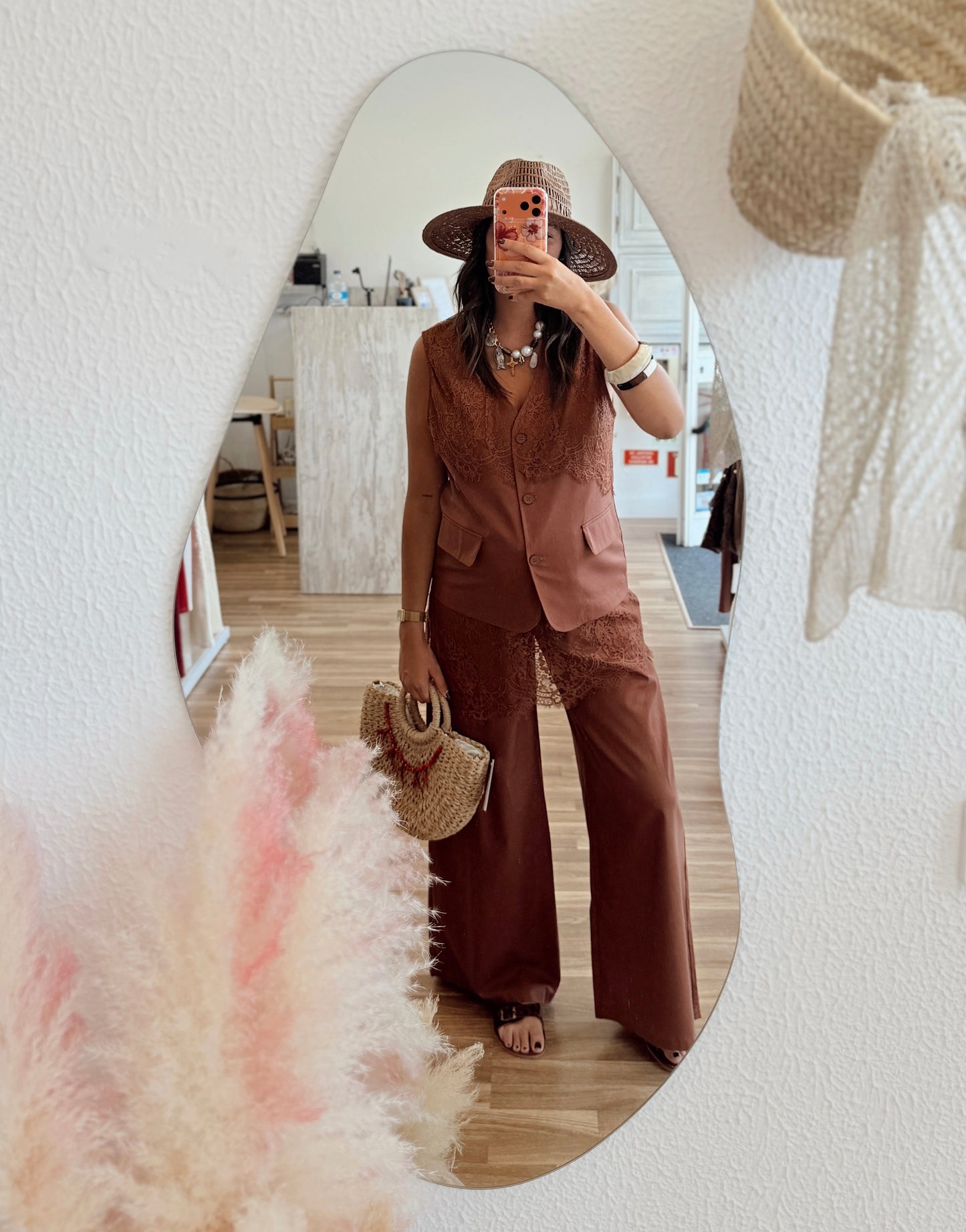 Conjunto colete e calças c/renda- Mochy