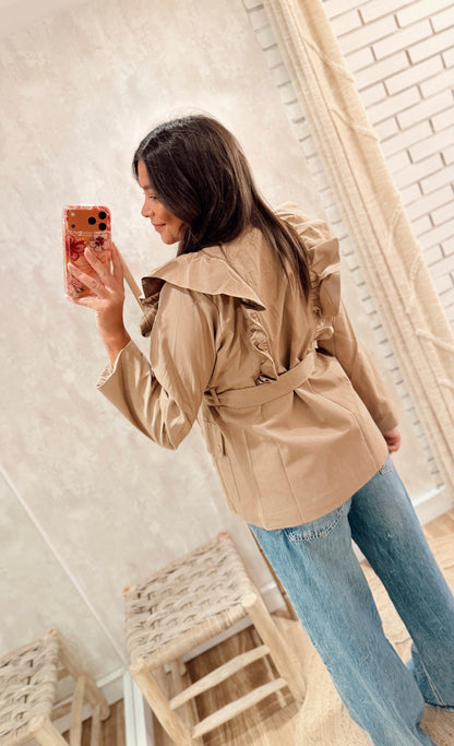 Gabardine com Folhos e Cinto
