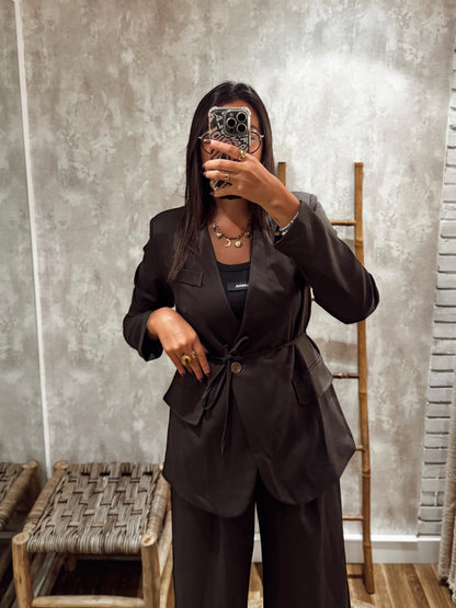 Blazer con cinturón