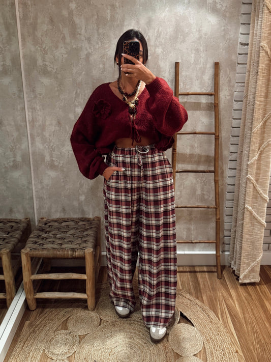 Calças da Lumina em padrão xadrez bordô