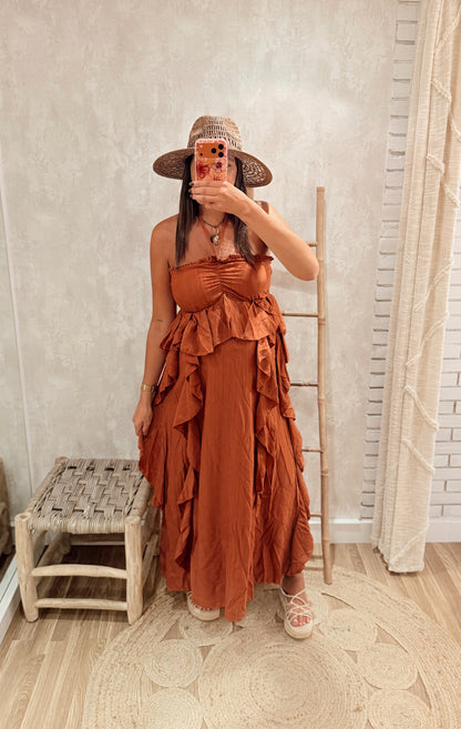 Vestido Comprido com Folhos Laterais