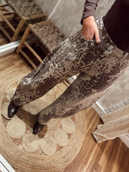 Jeans modelo Ballon c/animal print - Mochy