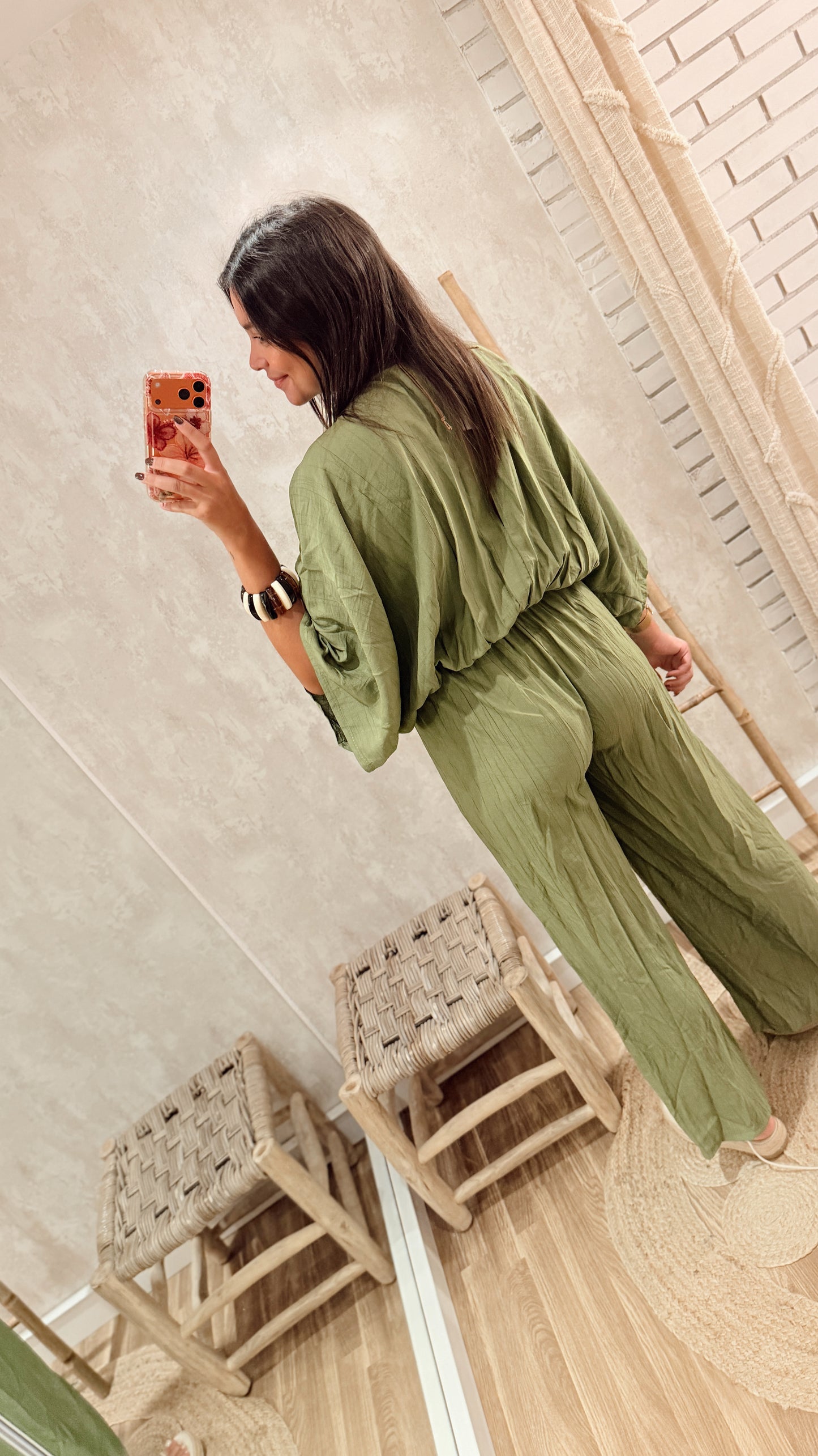 Macacão Pantalona com Argola Frontal