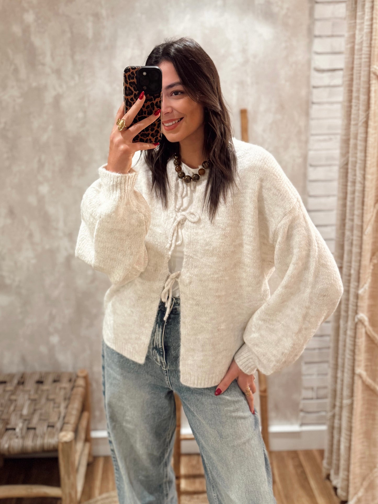 Cardigan de malha com atilhos frontais