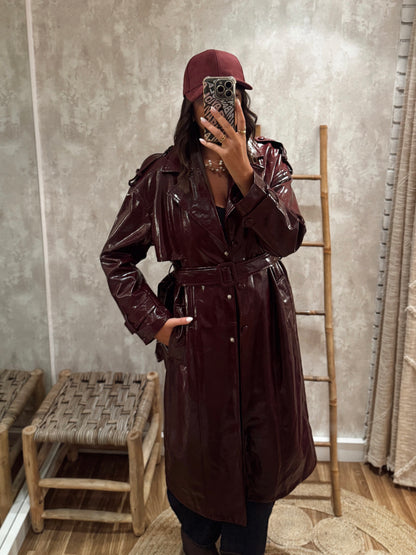Gabardine em Napa Bordeaux com Acabamento Vinil-Mochy