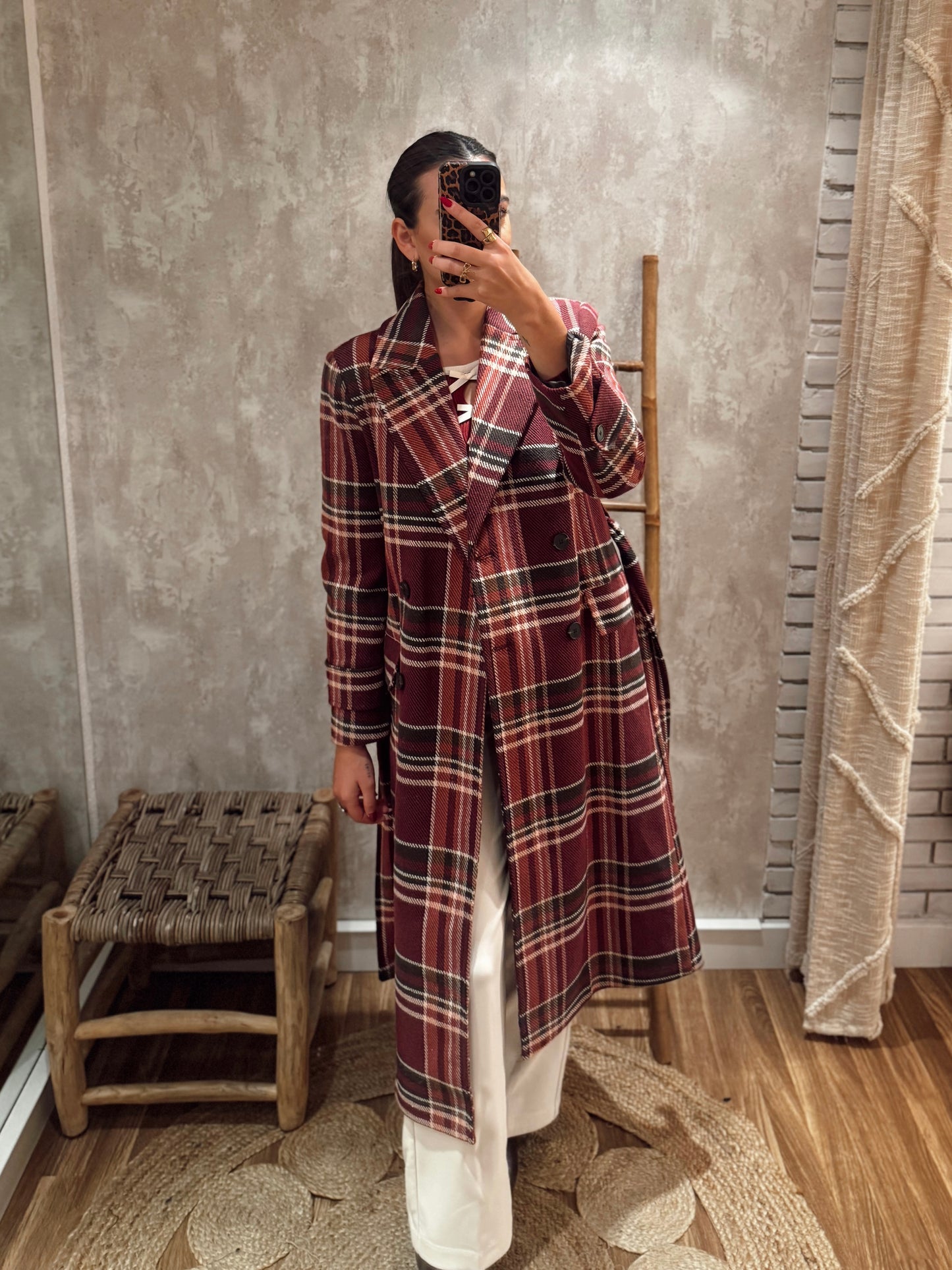 Sobretudo Lumina em padrão xadrez