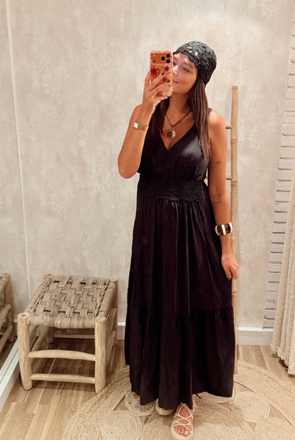 Vestido Comprido com Renda e Costas Abertas