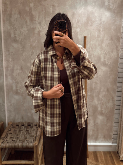 Camisa em tecido leve c/padrão xadrez