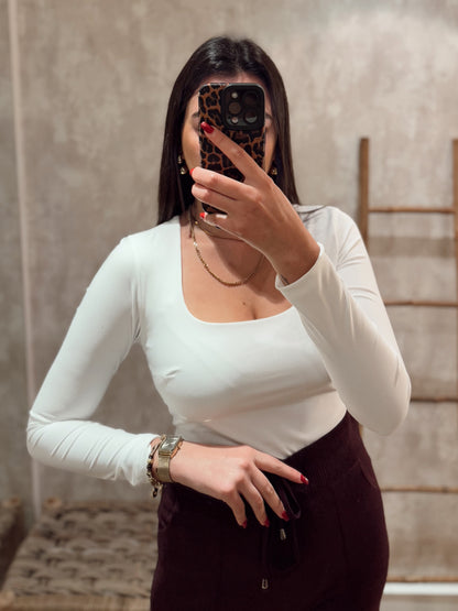 Body manga comprida em licra c/decote quadrado