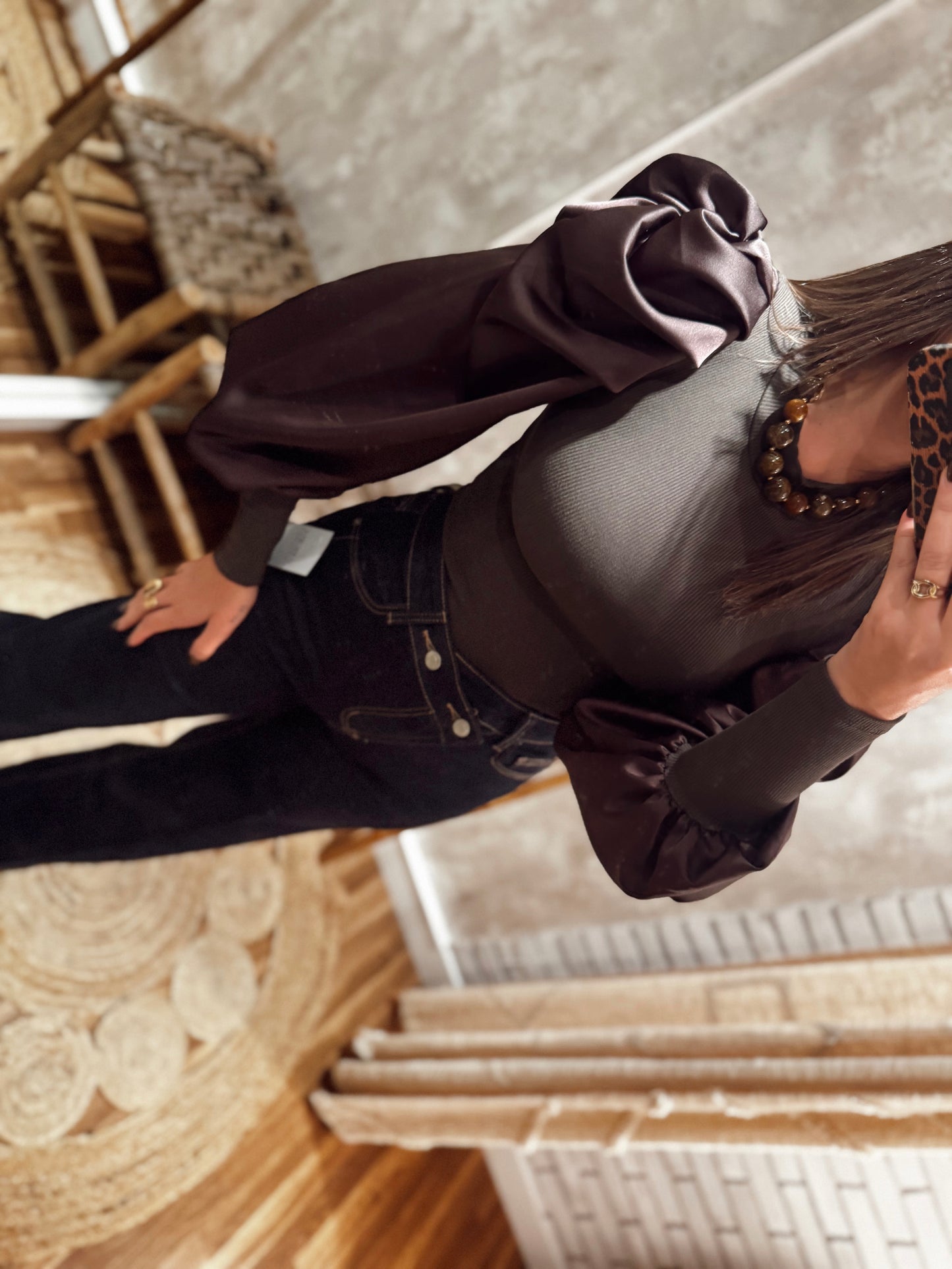 Blusa c/mangas em tecido acetinado