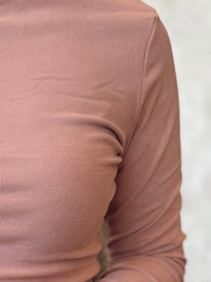 Camisola básica cardada com interior em pêlo - sem gola