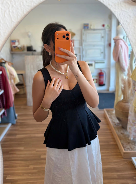 Top com efeito peplum