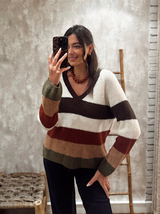 Malha listada em cores quentes e terra