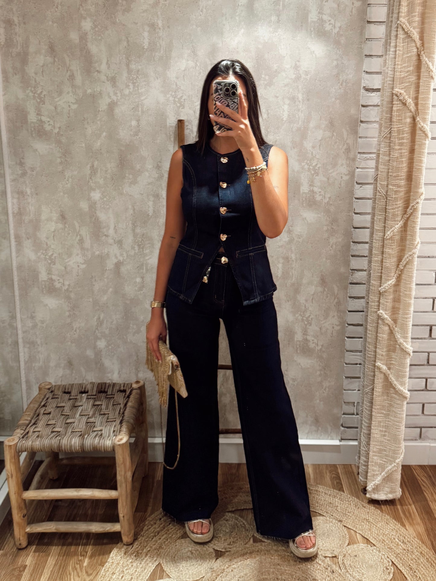 Conjunto de mezclilla oscura - chaleco y pantalón