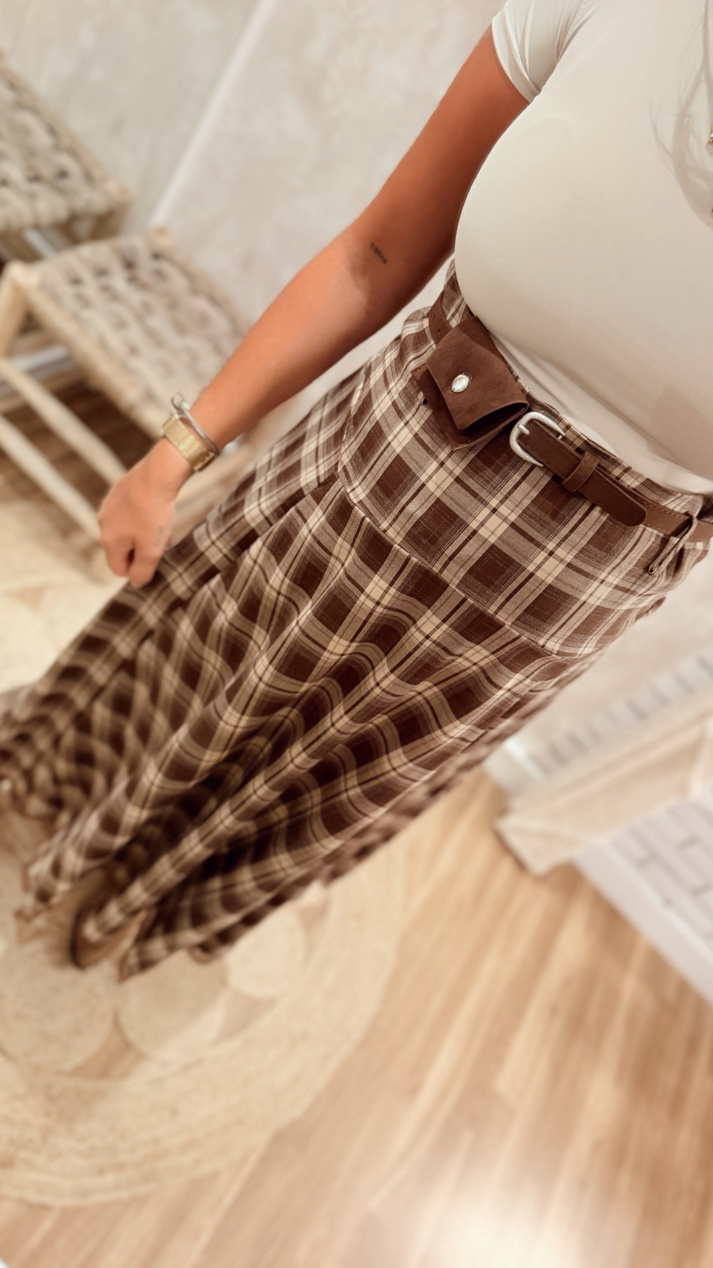 Saia Midi Xadrez com Renda