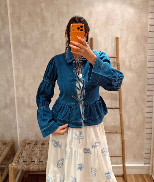 Casaco de Ganga com Atilhos Frontais