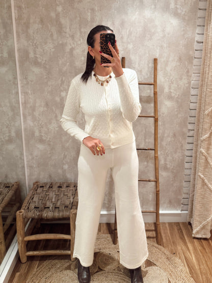 Conjunto de malha com cardigan e calça