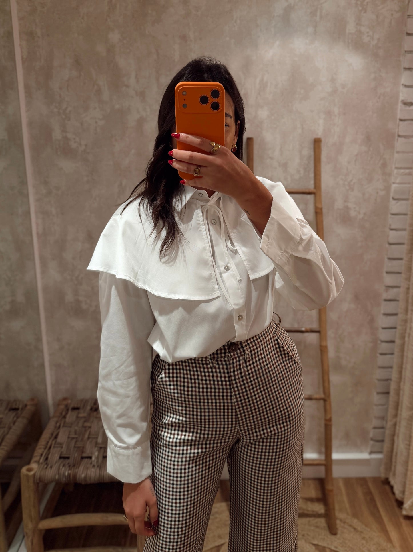 Camisa Branca com Gola Removível