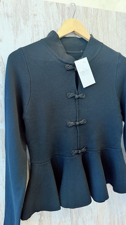 Malha Peplum com Fechos Estilo Mandarim