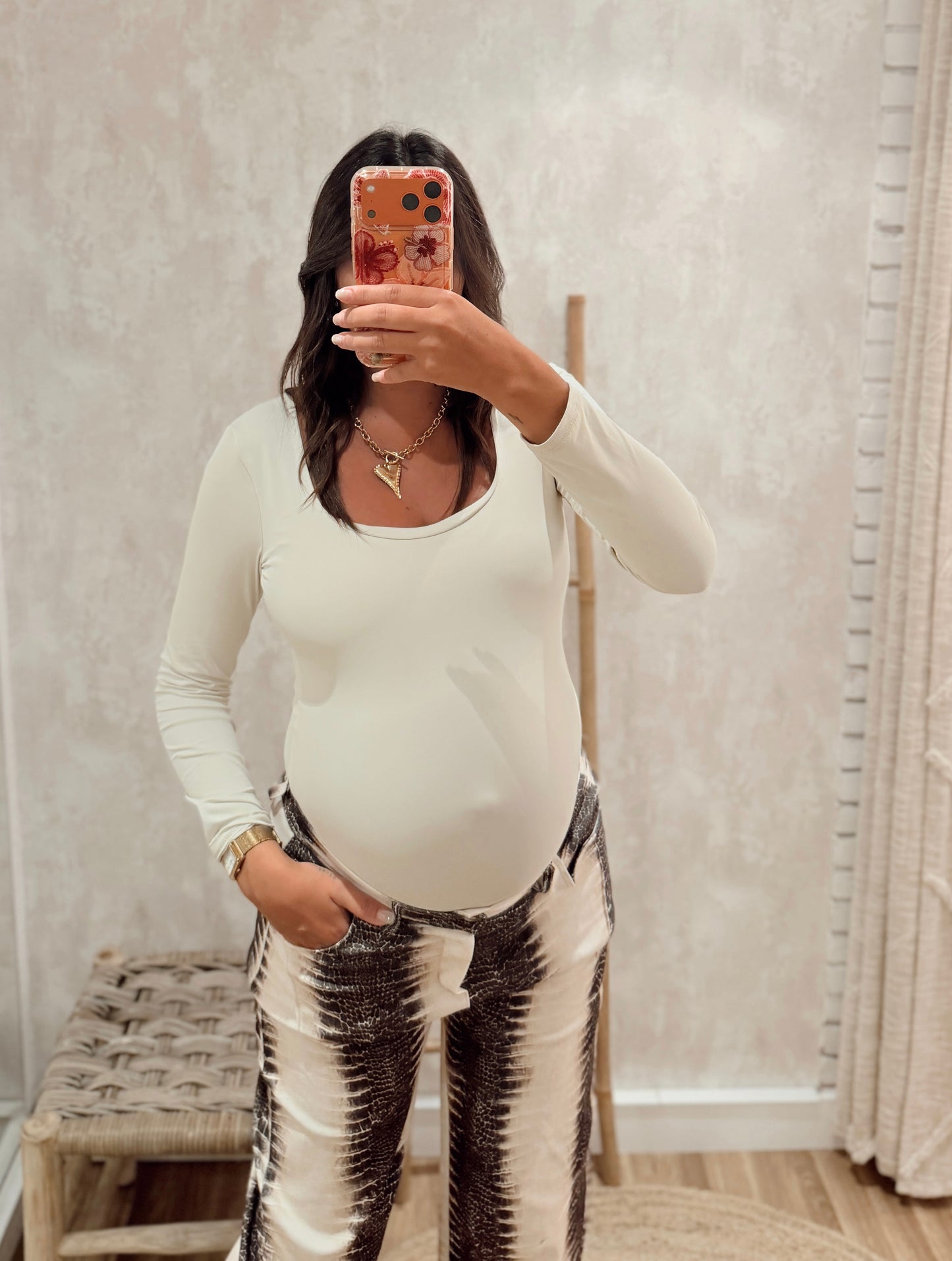 Body manga comprida em licra c/decote quadrado