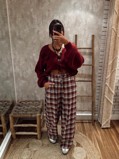 Calças da Lumina em padrão xadrez bordô