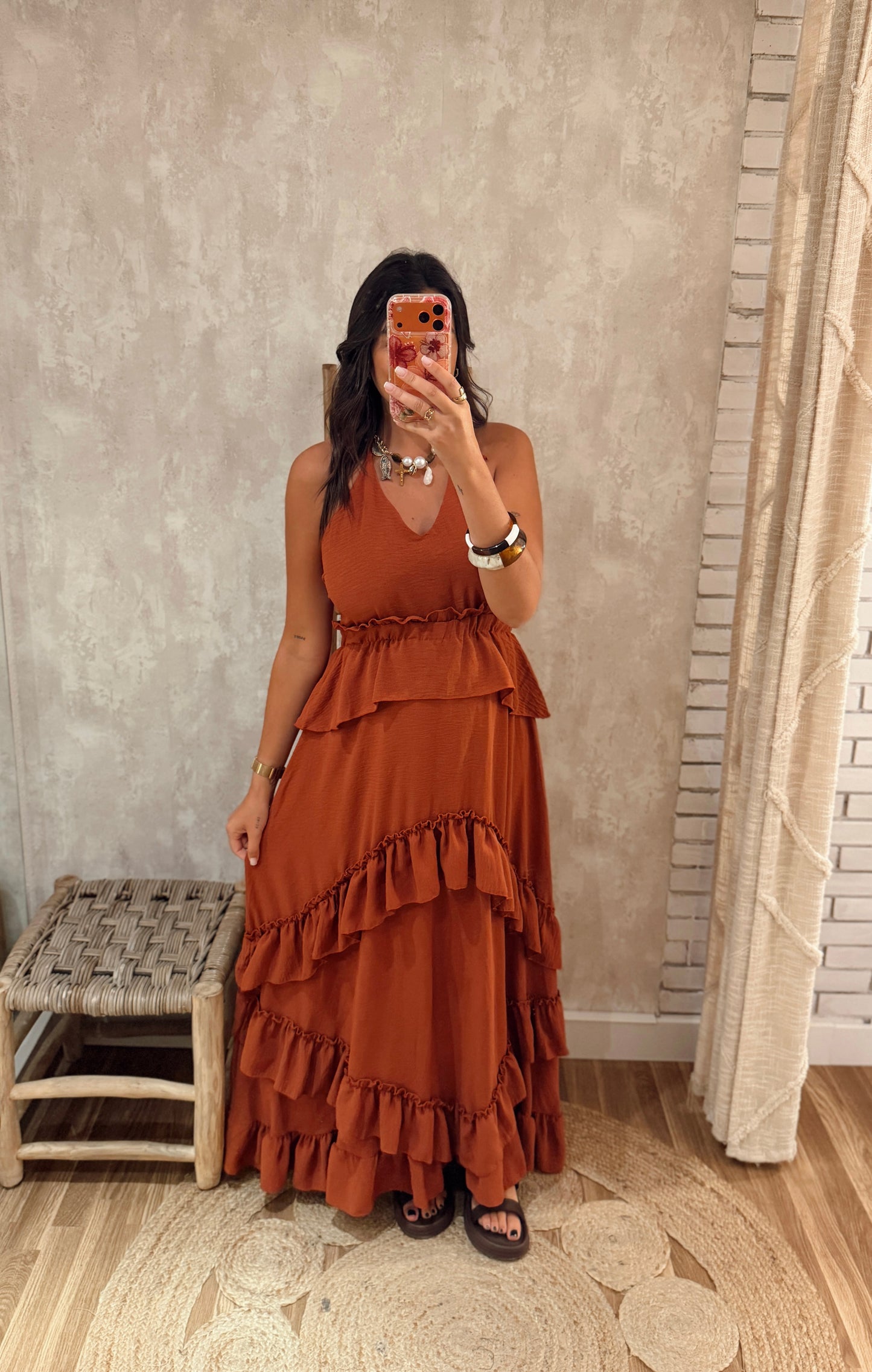 Vestido Longo com Folhos