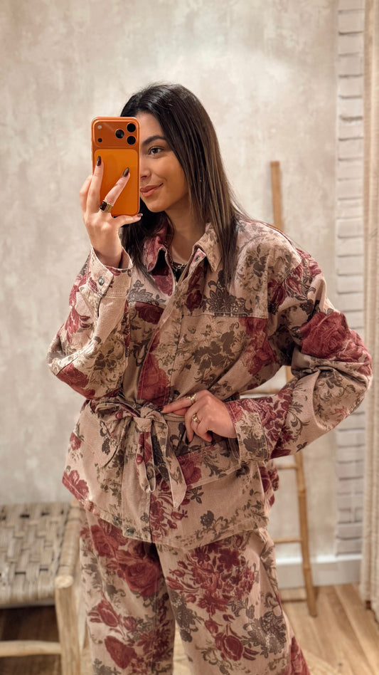 Casaco Floral com Cinto – Lumina