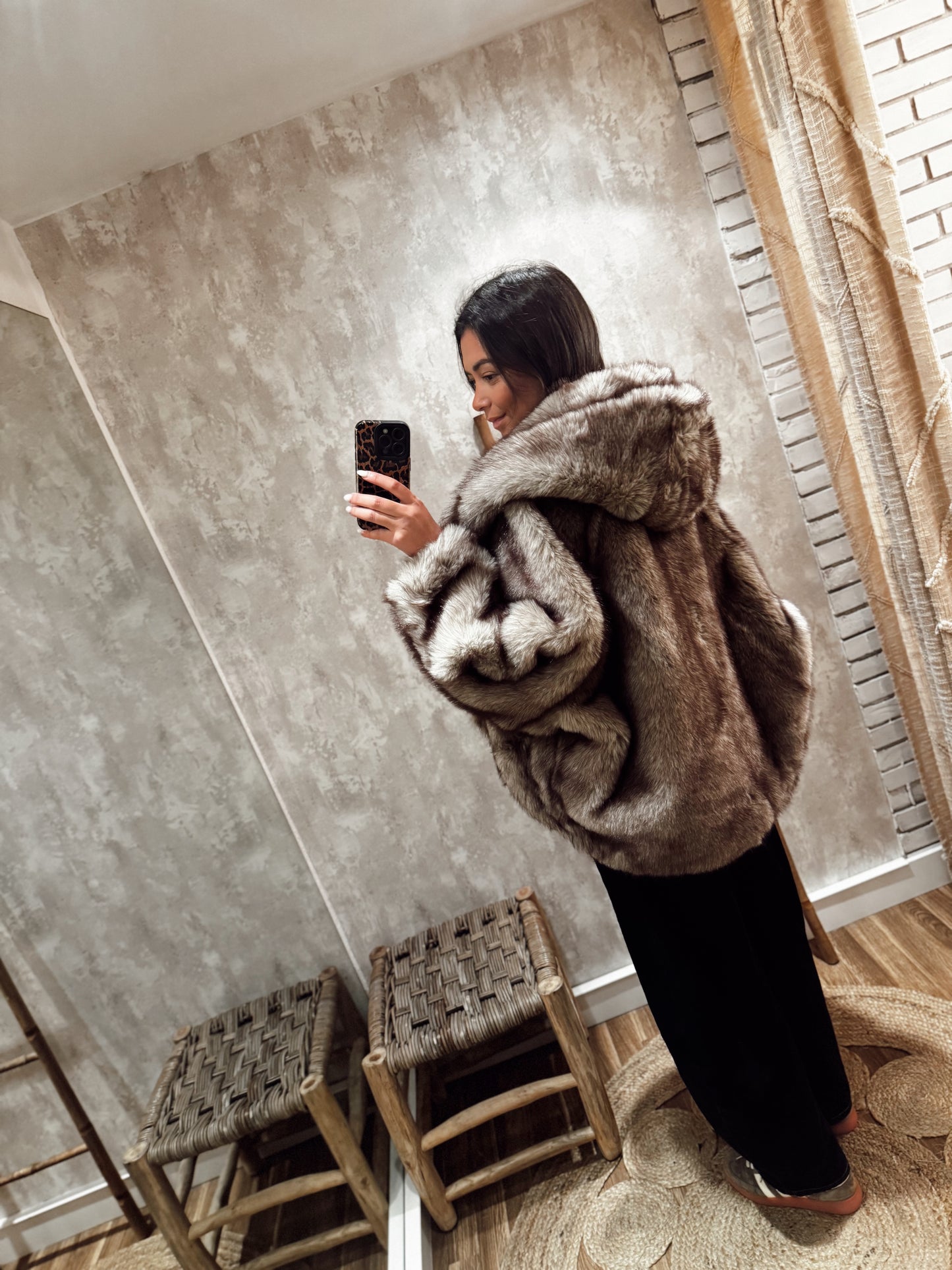 Casaco de pêlo c/carapuço