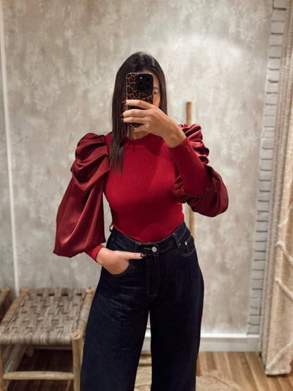 Blusa c/mangas em tecido acetinado