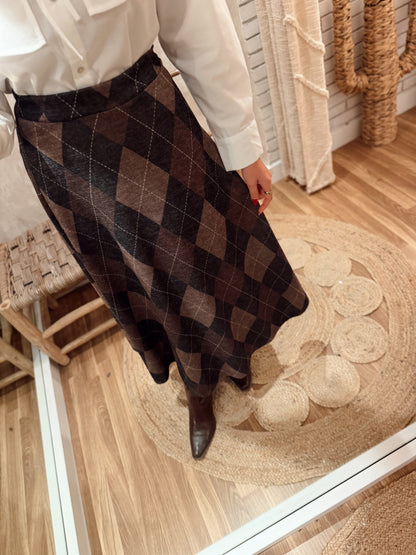 Saia Midi com Padrão Losangos em Tons Neutros